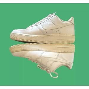 Nike Air Force 1 Low GS Triple White Men’s 10 Women’s 11.5